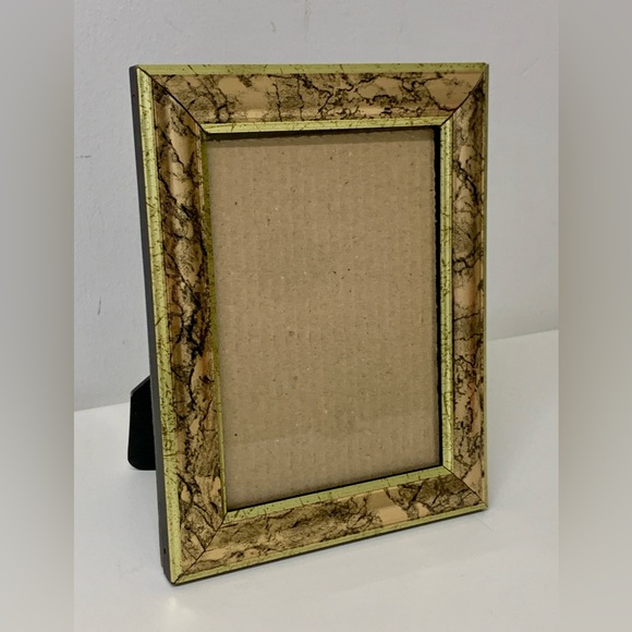 Vtg Antiqued Metallic Gold Painted 9” x 7” Picture Frame - Picture 9 of 12